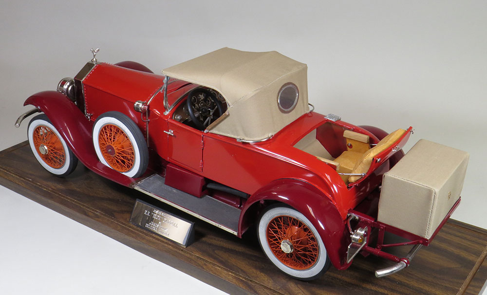 1:8 scale Rolls-Royce Piccadilly Roadster