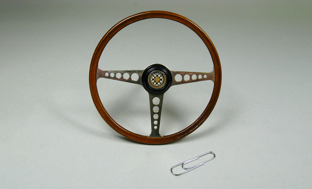 1:5 scale - Jaguar Steering Wheel