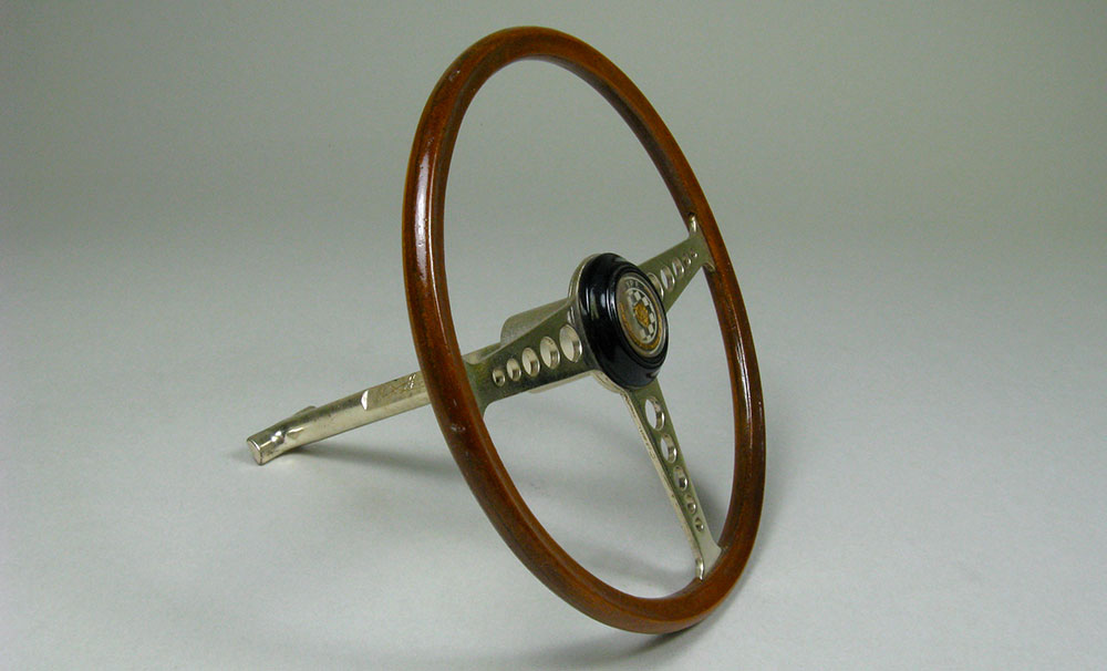 1:5 scale - Jaguar Steering Wheel